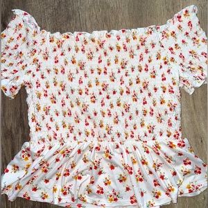 Pink Lily Floral Print Off the Shoulder Top. Size M.